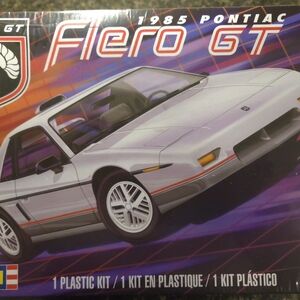 Carrera Instructional Kit with Gray and Black Text